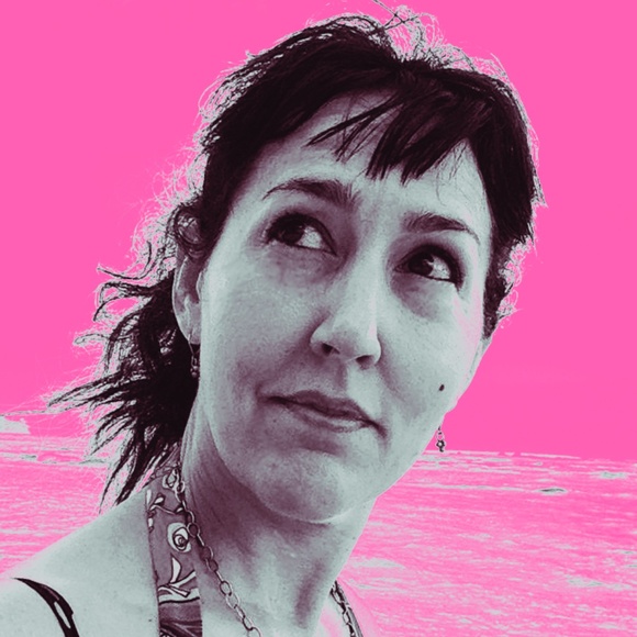 meet the posher! Bundle and save on shipping! - Picture 1 of 1